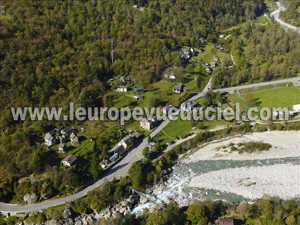 Photo aérienne de Brione (Verzasca)