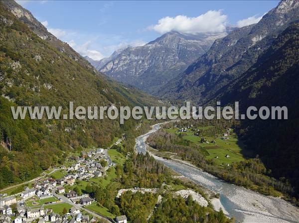 Photo aérienne de Brione (Verzasca)