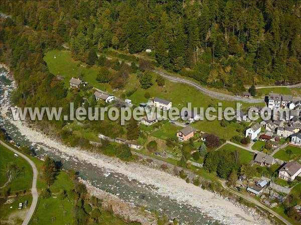 Photo aérienne de Brione (Verzasca)