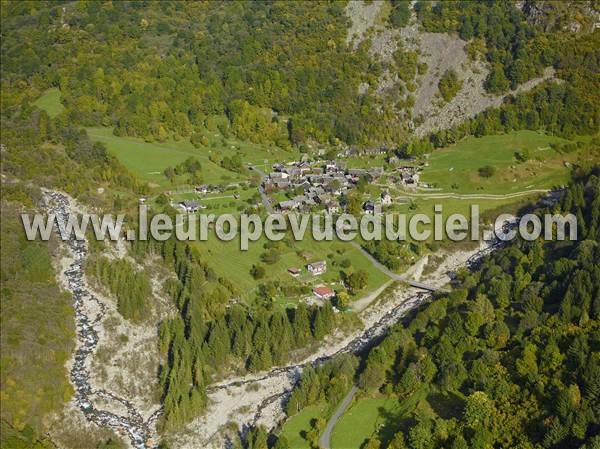 Photo aérienne de Serravalle