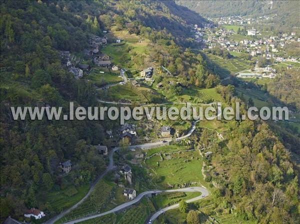 Photo aérienne de Serravalle