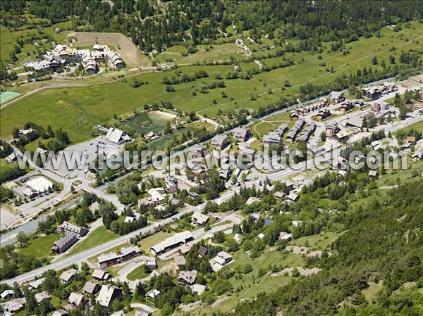 Photo aérienne de La Salle les Alpes