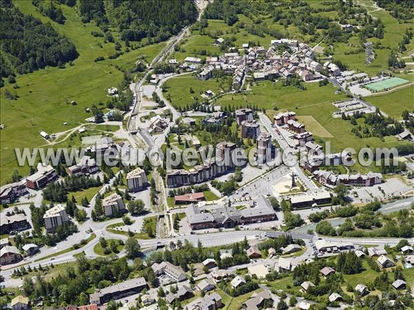 Photo aérienne de La Salle les Alpes