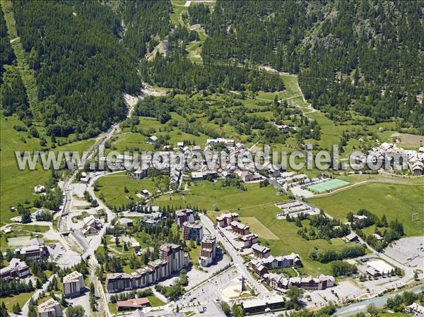 Photo aérienne de La Salle les Alpes