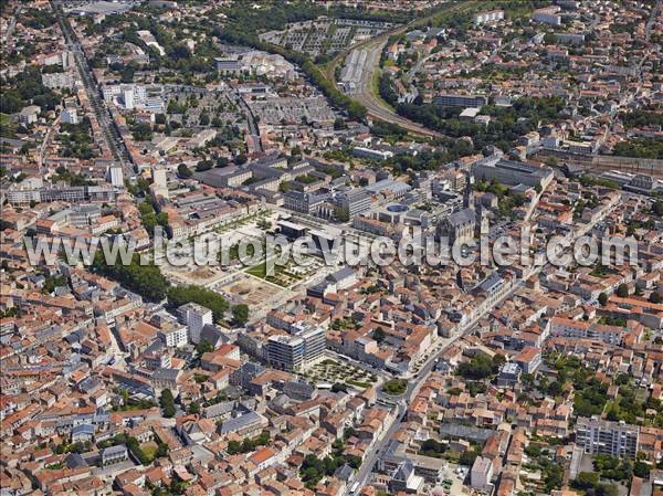 Photo aérienne de Niort