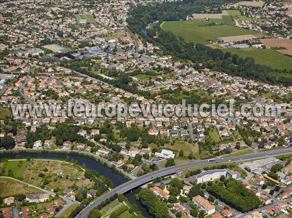 Photo aérienne de Niort