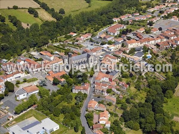 Photo aérienne de Saint-Georges-de-Montaigu