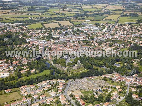 Photo aérienne de Montaigu