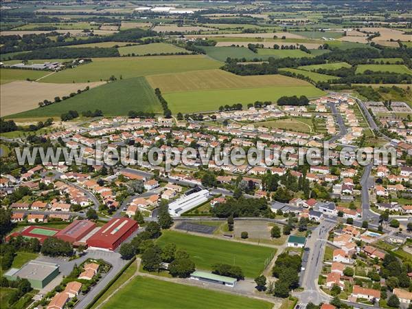 Photo aérienne de Saint-Hilaire-de-Loulay