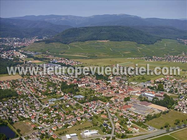 Photo aérienne de Issenheim
