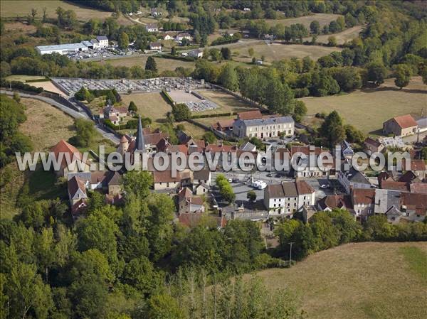 Photo aérienne de Chniers