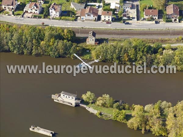 Photo aérienne de Marbache