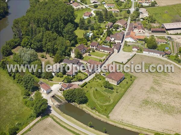 Photo aérienne de Annesse-et-Beaulieu