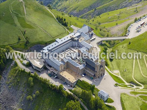 Photo aérienne de La Salette-Fallavaux