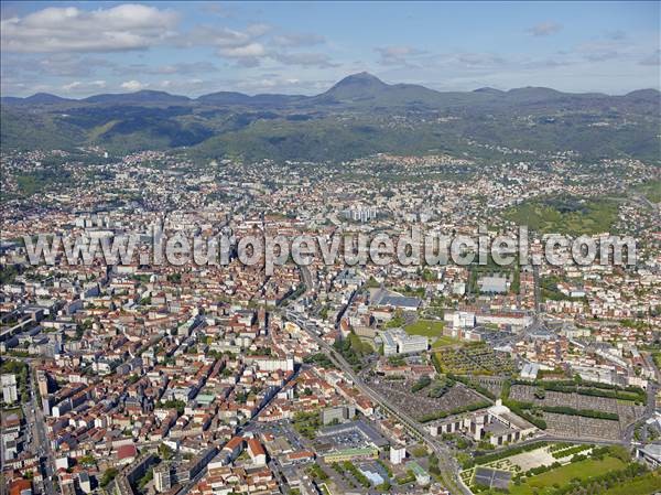 Photo aérienne de Clermont-Ferrand