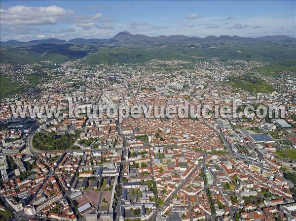 Photo aérienne de Clermont-Ferrand