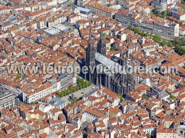 Photo aérienne de Clermont-Ferrand