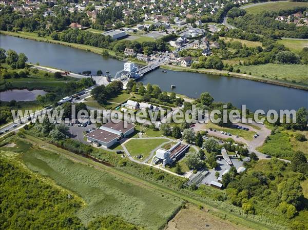 Photo aérienne de Bnouville