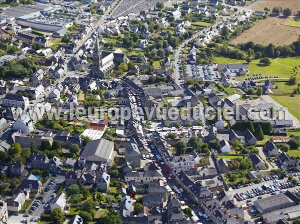 Photo aérienne de Combourg