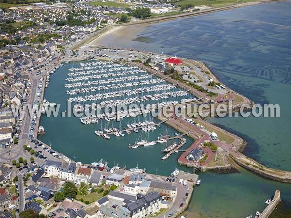 Photo aérienne de Saint-Vaast-la-Hougue