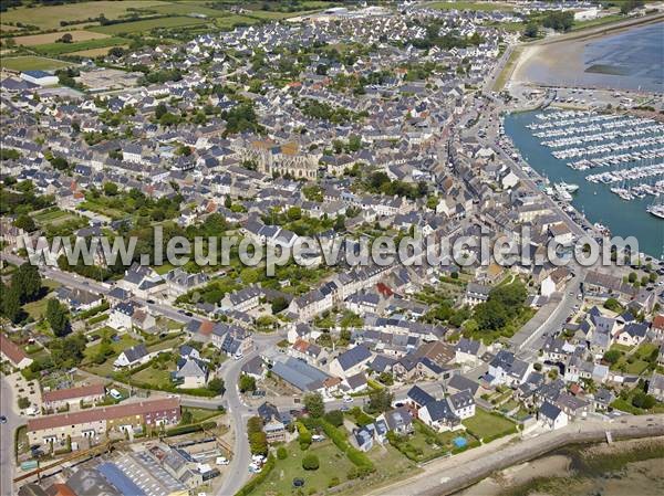 Photo aérienne de Saint-Vaast-la-Hougue