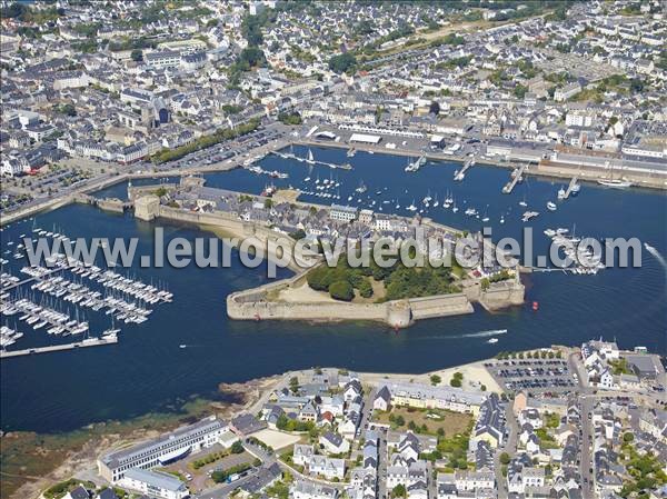 Photo aérienne de Concarneau