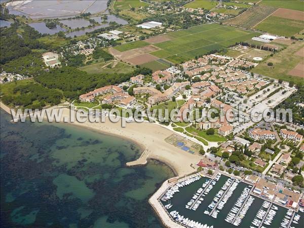 Photo aérienne de La Londe-les-Maures