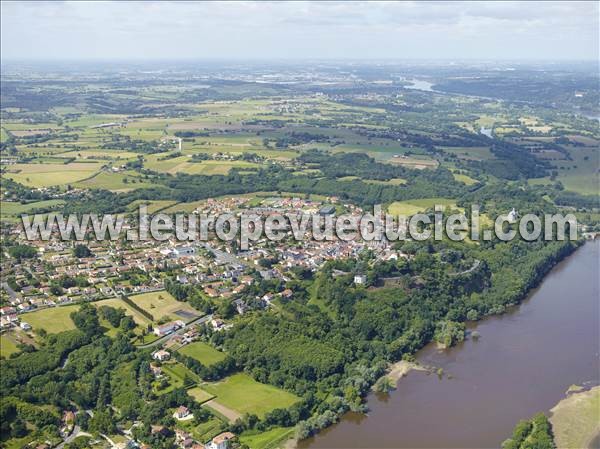 Photo aérienne de Champtoceaux