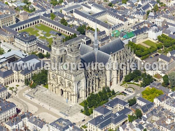 Photo aérienne de Orléans