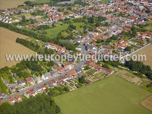 Photo aérienne de Avesnes-les-Aubert