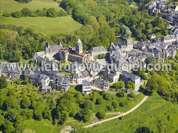 Photo aérienne de Uzerche