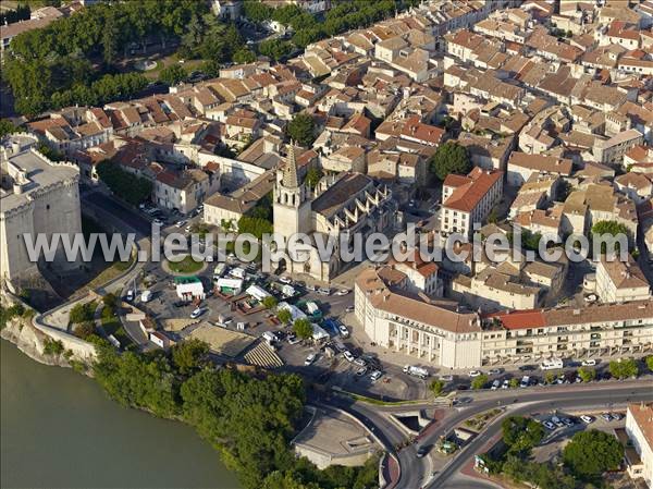 Photo aérienne de Tarascon