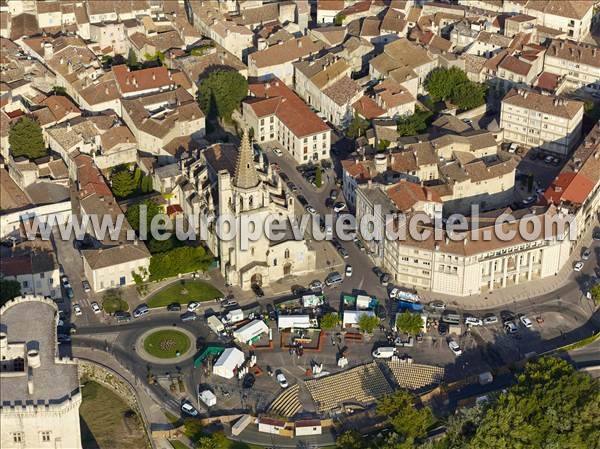 Photo aérienne de Tarascon