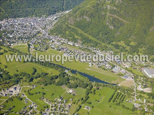 Photo aérienne de Bagnres-de-Luchon
