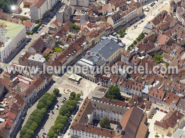 Photo aérienne de Lons-le-Saunier