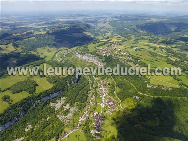 Photo aérienne de Baume-les-Messieurs