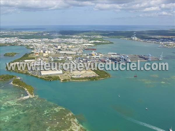 Photo aérienne de Baie-Mahault