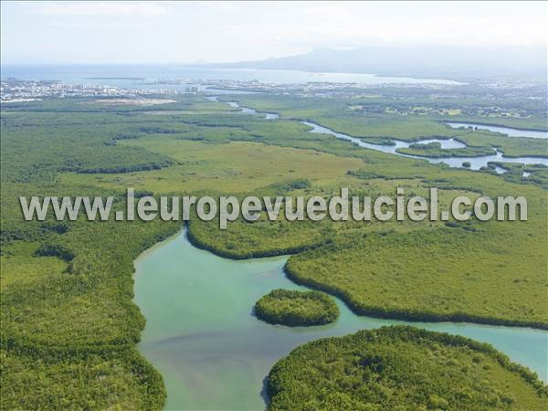 Photo aérienne de Les Abymes