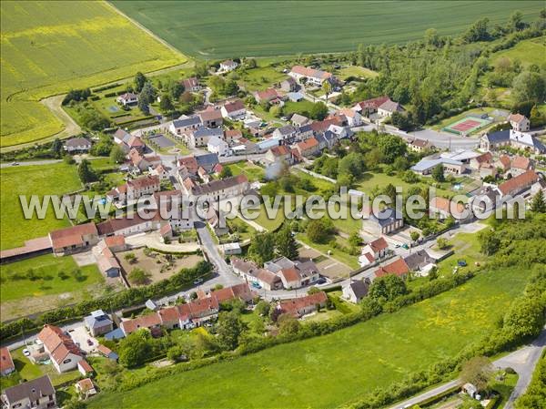 Photo aérienne de Coulonges-Cohan