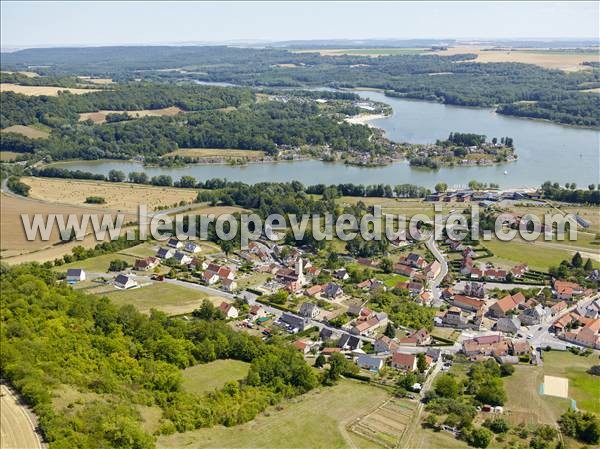 Photo aérienne de Chamouille