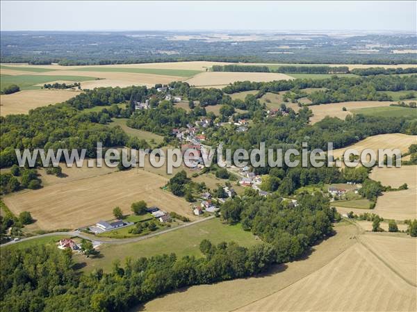 Photo aérienne de Lierval