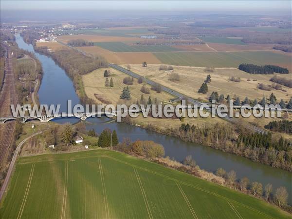 Photo aérienne de Gisy-les-Nobles