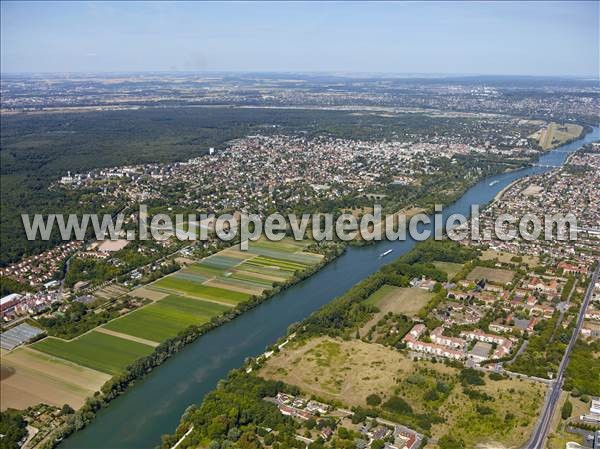 Photo aérienne de Le Mesnil-le-Roi