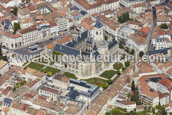 Photo aérienne de Angoulme