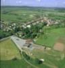 Photos aériennes de "terrains" - Photo réf. 053049 - Au premier plan, les terrains de sport.