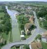 Photos aériennes de "AVEC" - Photo réf. 054270 - Vue d'ensemble du village avec le port de plaisance.