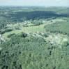 Photos aériennes de "foret" - Photo réf. 043626 - Pavillons entourés de forêt