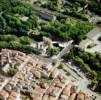 Photos aériennes de "remparts" - Photo réf. 60007 - La Porte des Allemands est un vestige de l'ancienne enceinte qui emjambe la Seille. Son nom vient d'un ordreTeutonique de frres hospitaliers tabli dans le voisinage au XIIIe sicle.