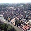 Photos aériennes de "piton" - Photo réf. 719057 - L'église Saint-Martin située sur un piton rocheux, au centre du village et la zone industrielle sur le bord de La Nièvre