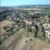 Photos aériennes de "Pierre" - Photo réf. 719072 - Le coeur du village avec son imposante glise Saint-Pierre et Saint-Paul